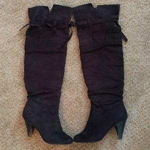 Black suede knee-high leather boots